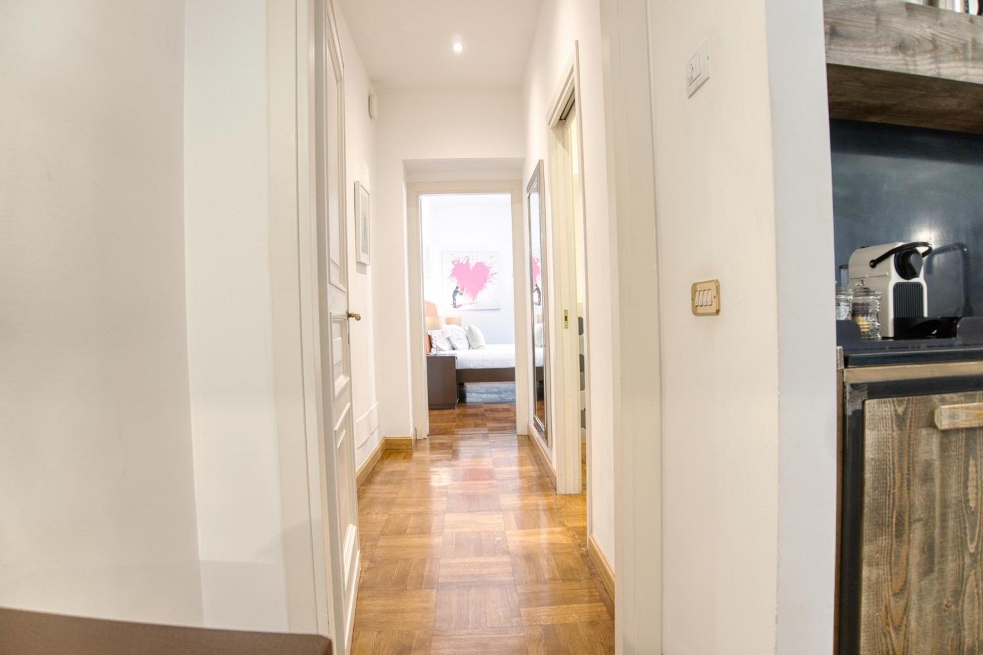 Orsoline Boutique - Position In Apartment Rom