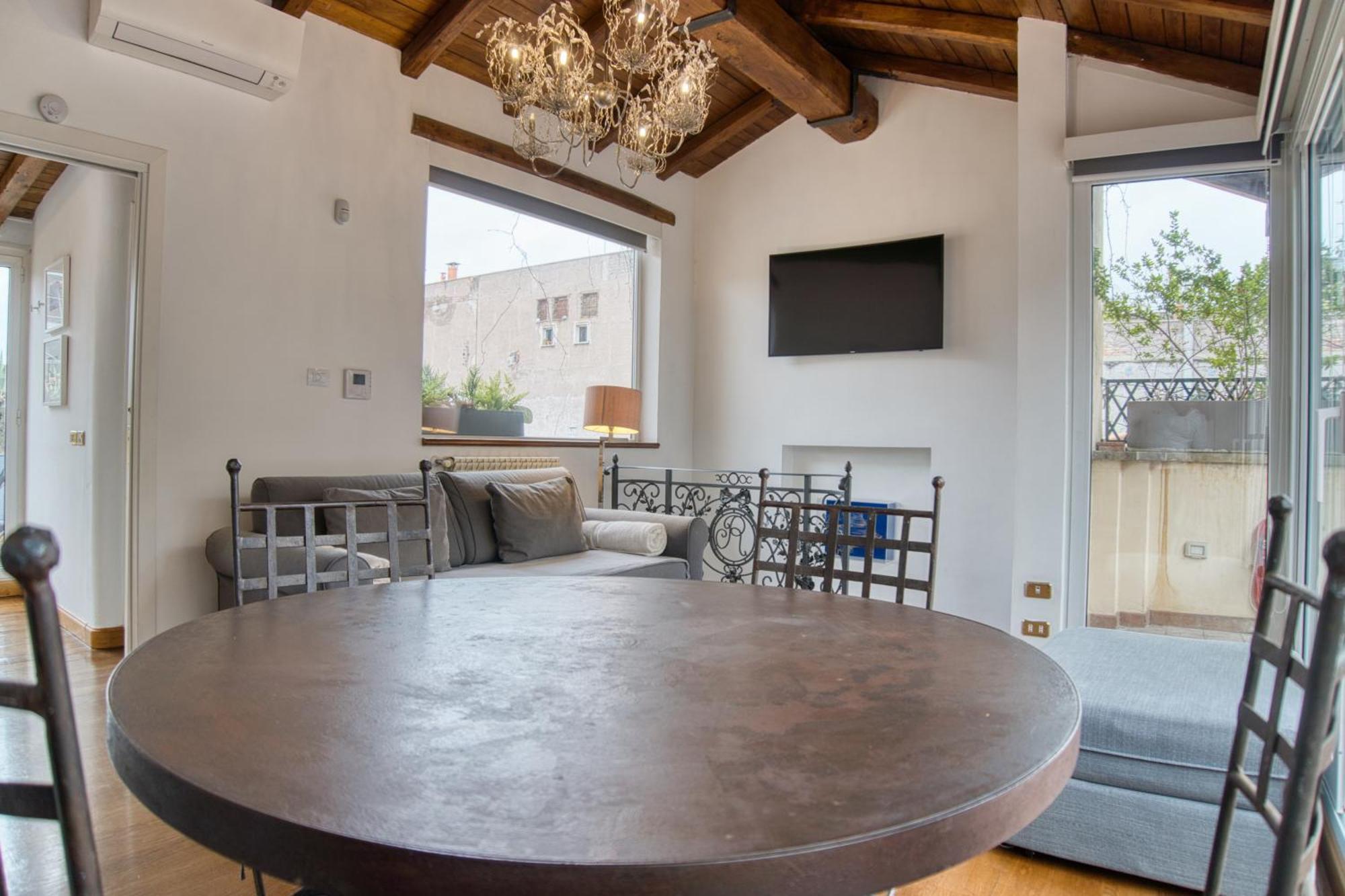 Orsoline Boutique - Position In Roma